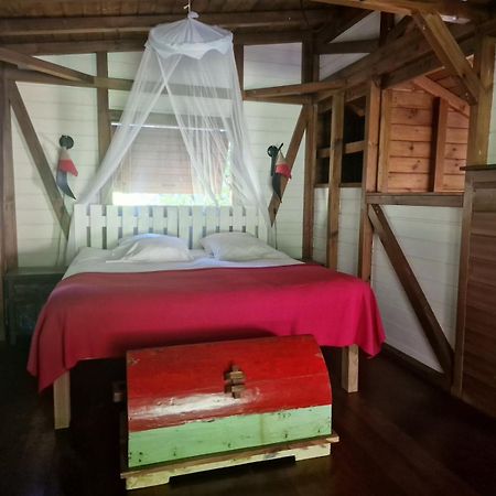 Les Bananes Vertes Ecolodges Saint-Claude Ngoại thất bức ảnh