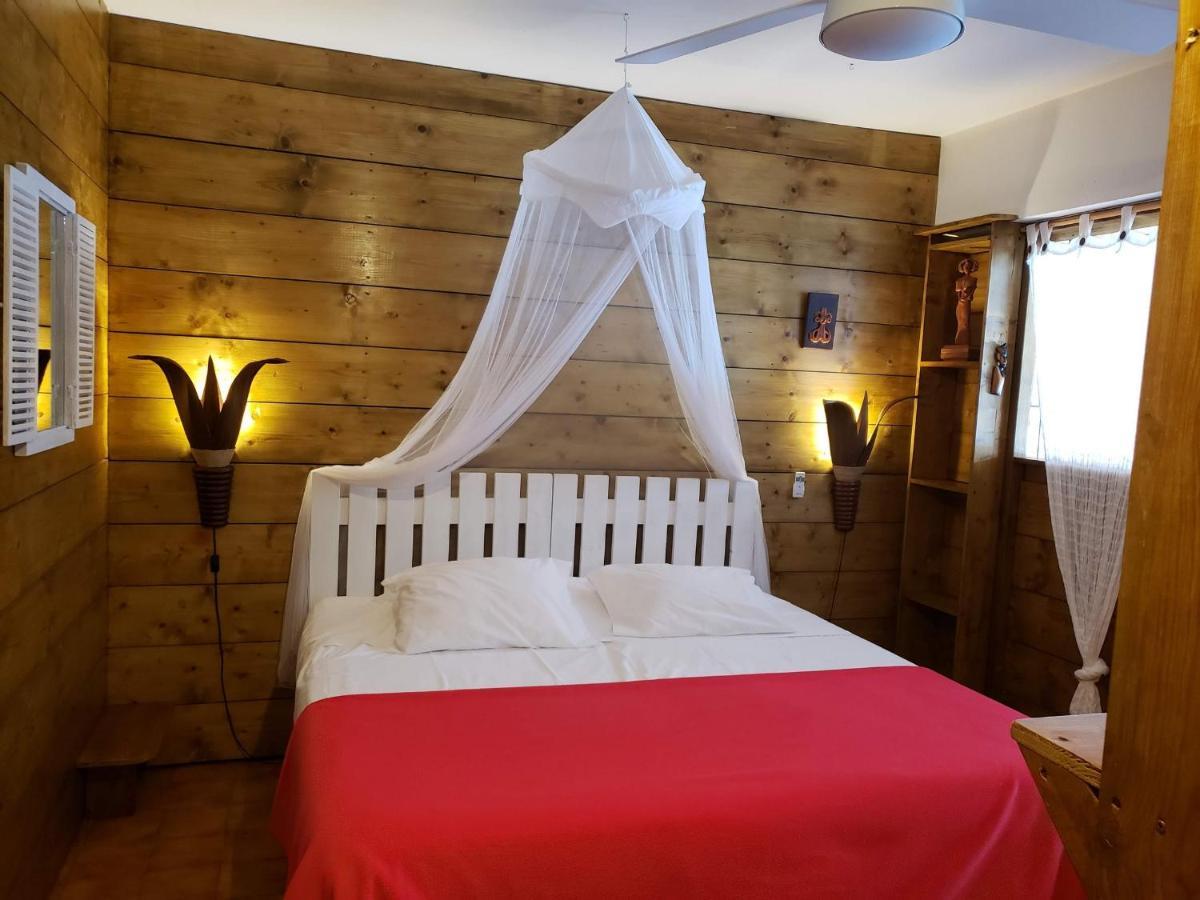Les Bananes Vertes Ecolodges Saint-Claude Ngoại thất bức ảnh